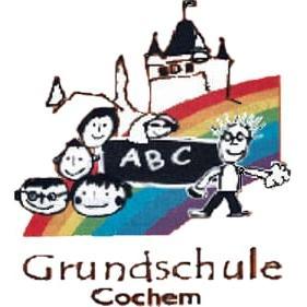 Kinder mit einem Regenbogen